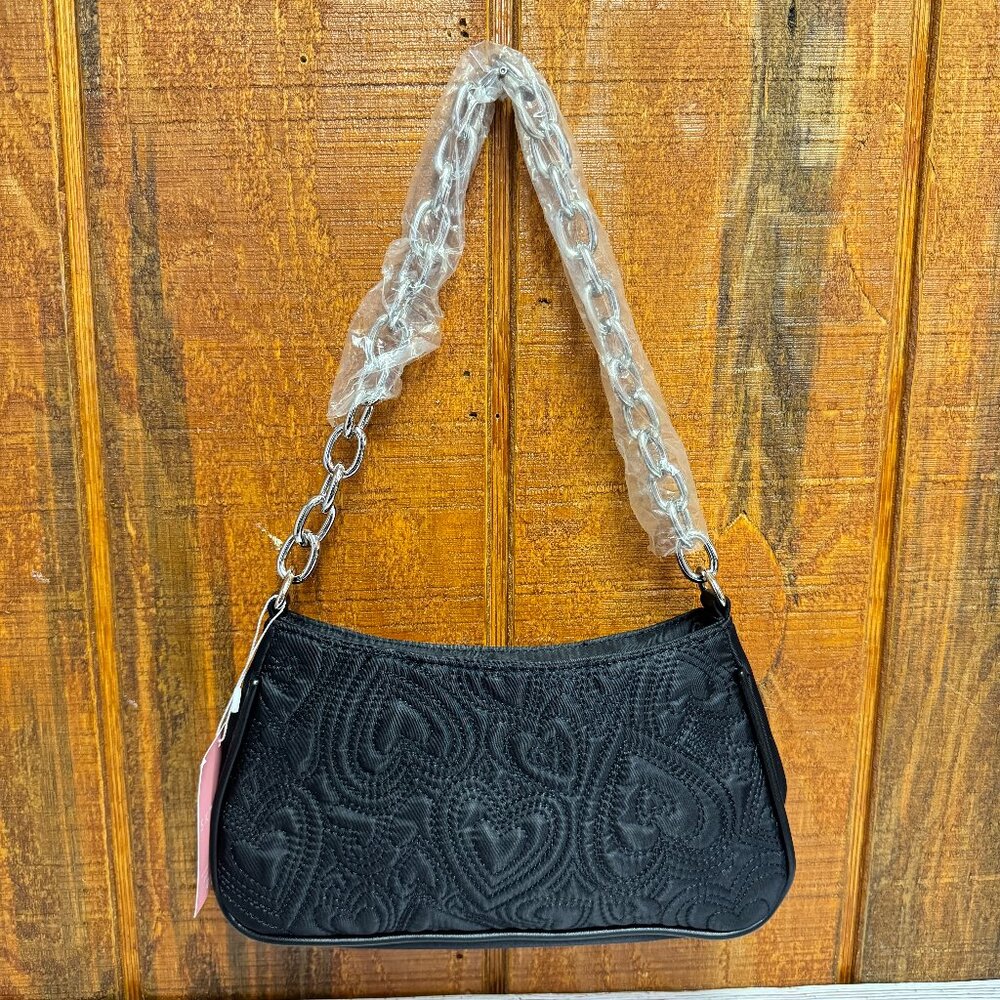 SKINNYDIP LONDON Gianna Nylon Heart Quilt Shoulder Bag